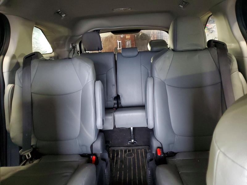 2024 Toyota Sienna xle 7-passenger