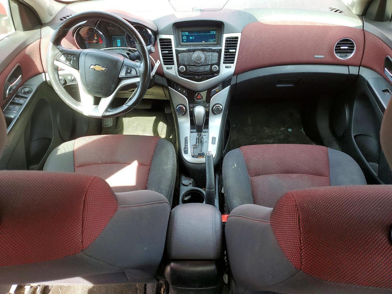 2014 Chev Cruze lt