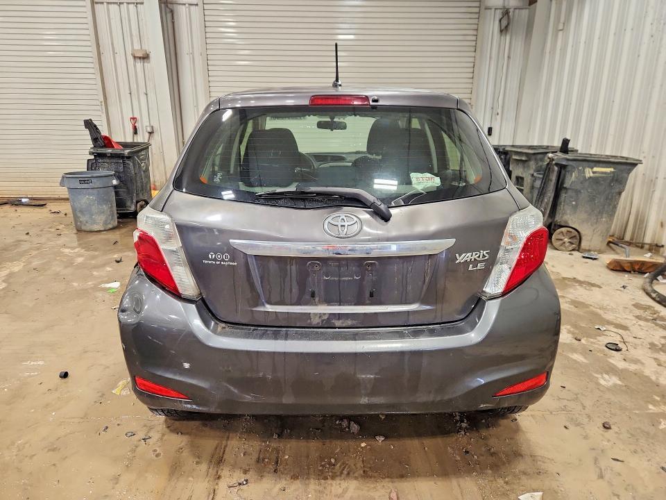 2013 Toyota Yaris 5-door le