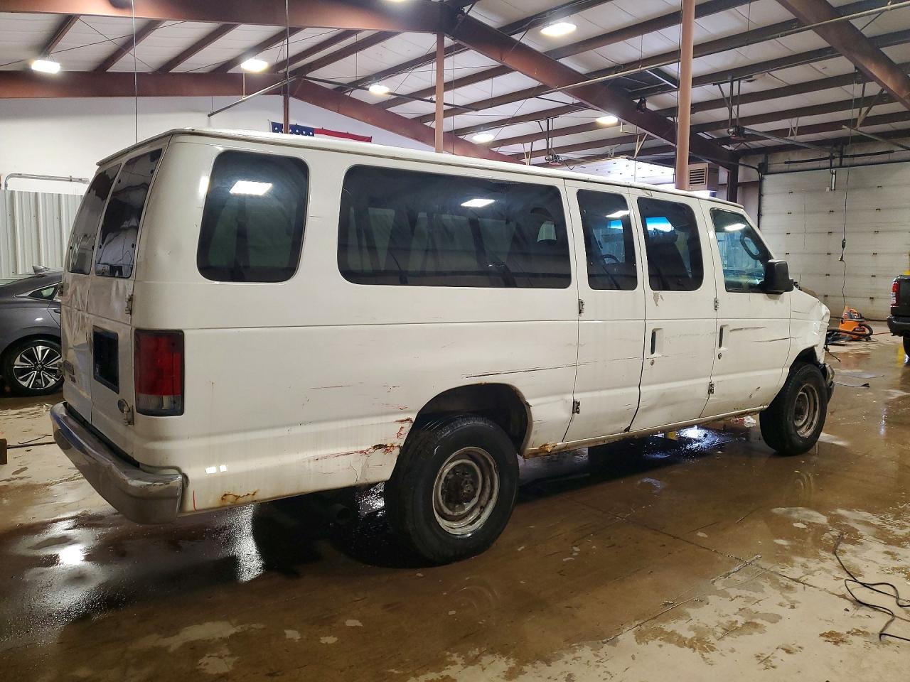 2006 Ford Econoline E350 Super Duty Wagon