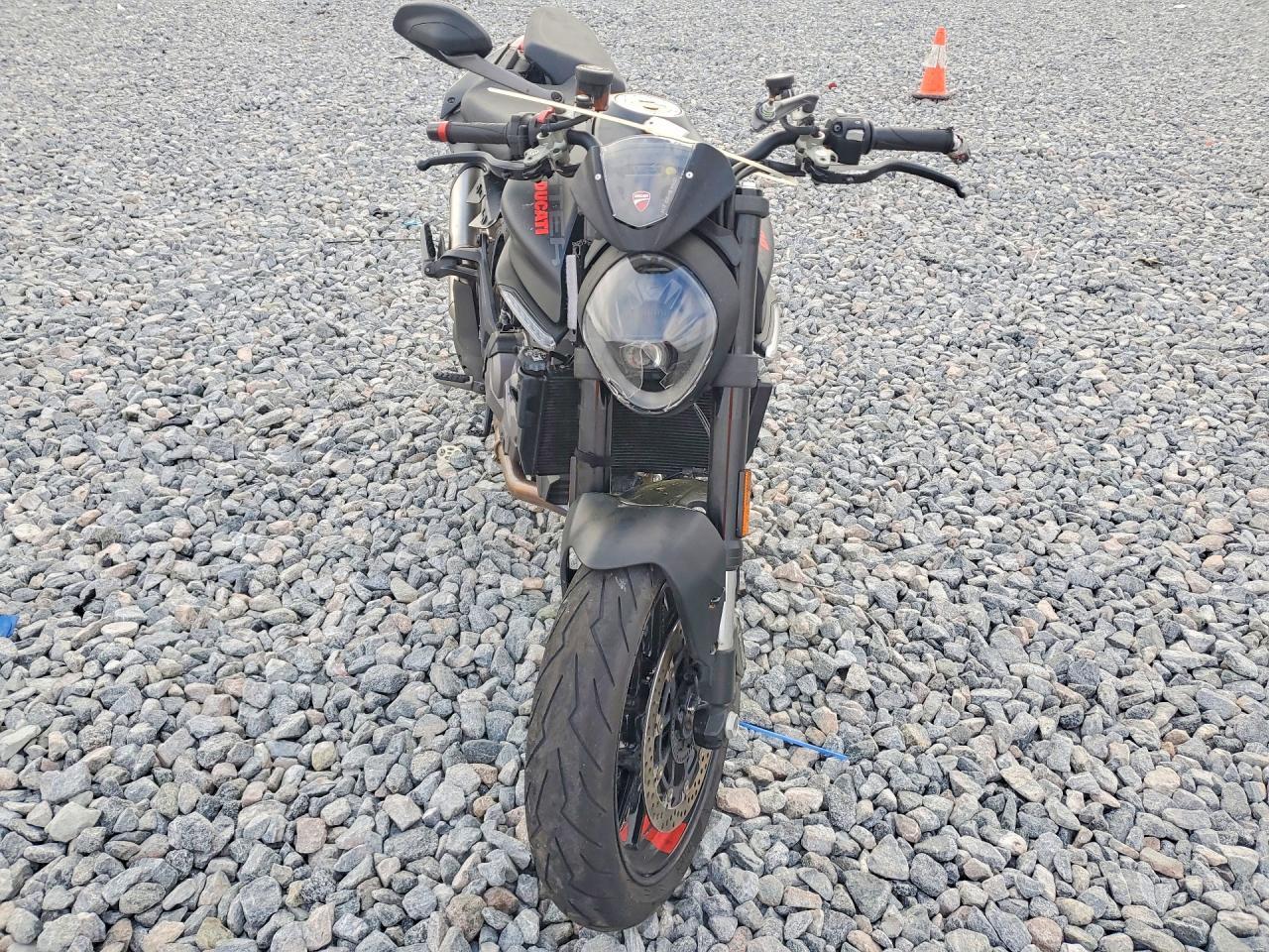 2022 Ducati Monster