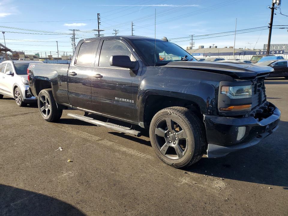2018 Chevrolet Silverado C1500 Custom