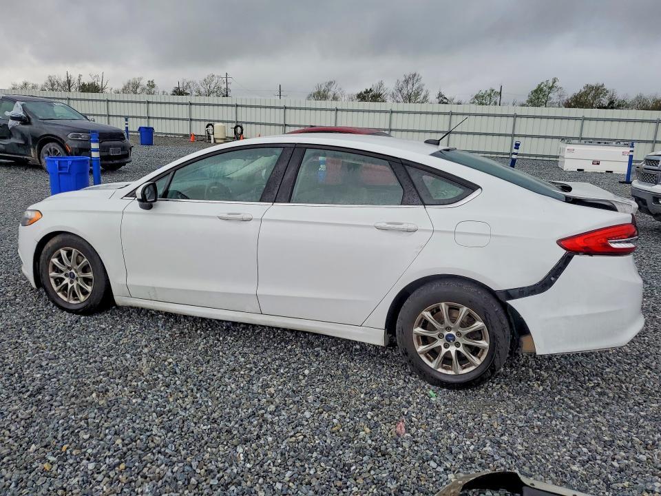 2017 Ford Fusion s
