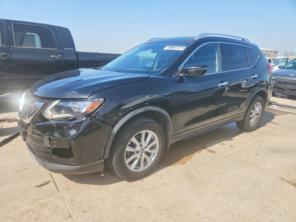 2020 Nissan Rogue sv