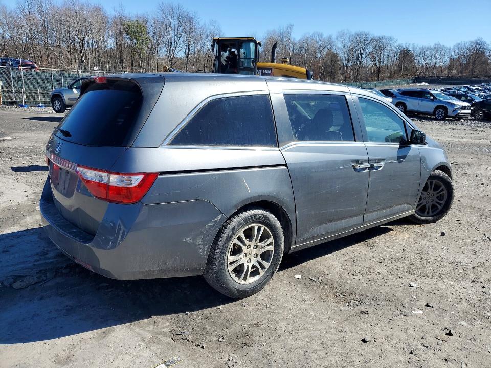 2013 Honda Odyssey ex