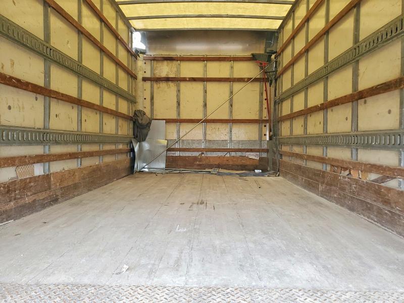2012 Isuzu NPR HD BOX Truck