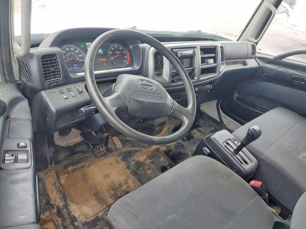 2016 Hino Hino 338