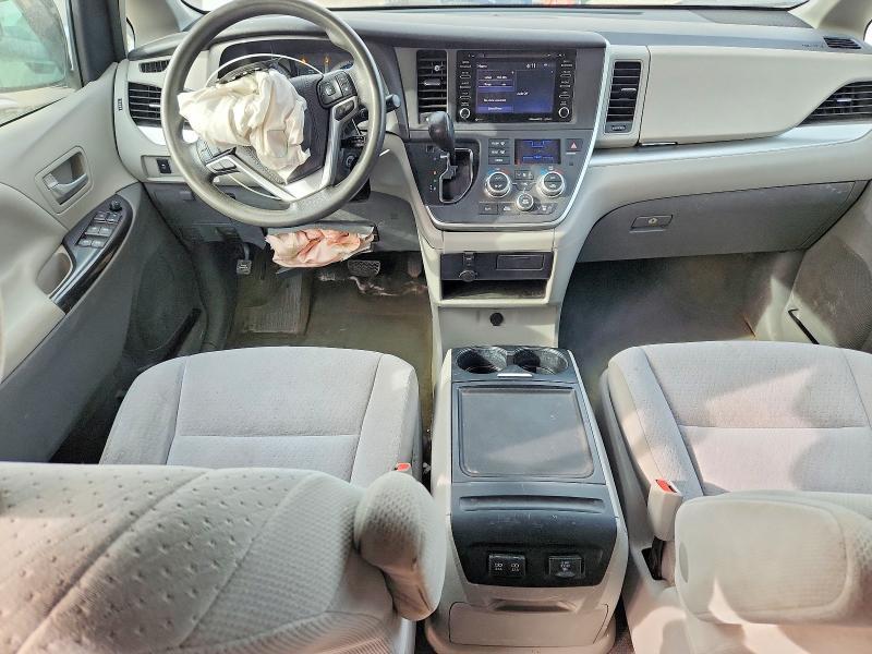 2020 Toyota Sienna le 7-passenger