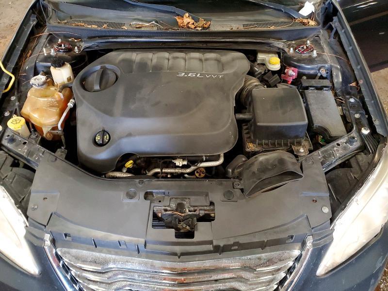 2011 Chrysler 200 Limited