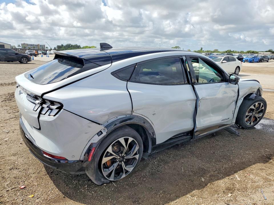 2023 Ford Mustang Mach-e Premium