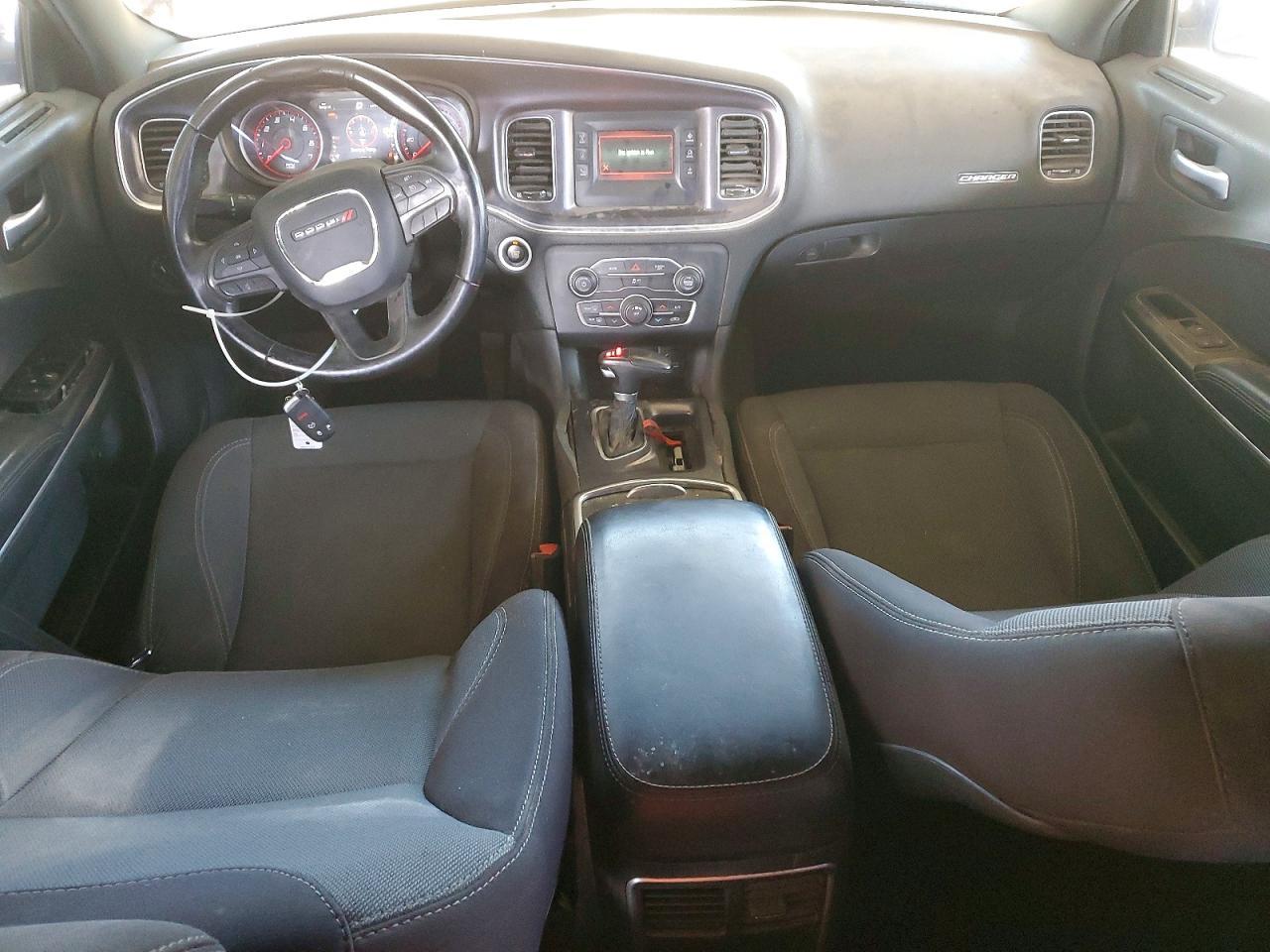 2017 Dodge Charger se