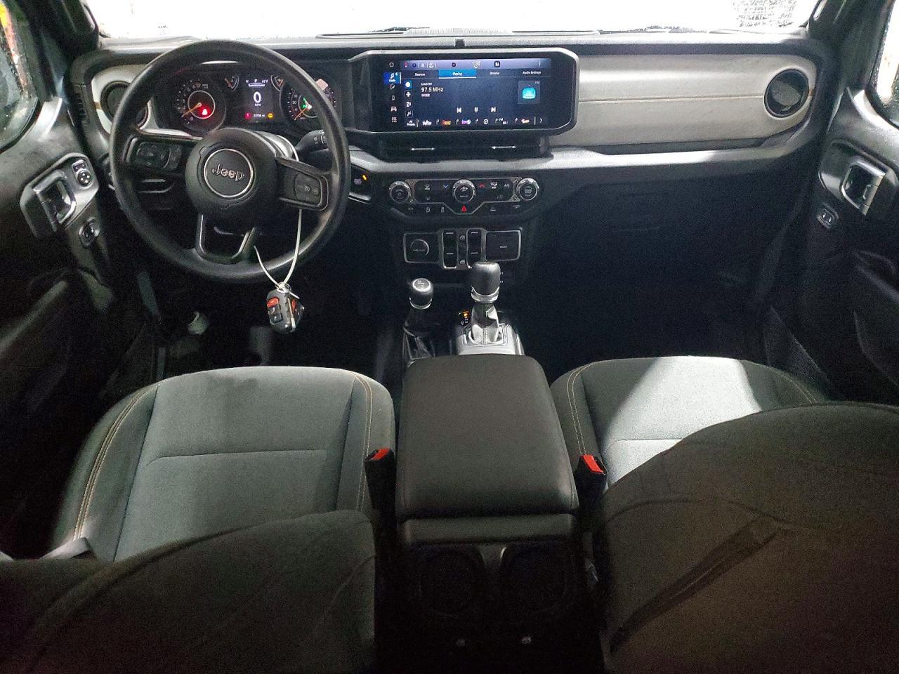 2024 Jeep Gladiator Sport