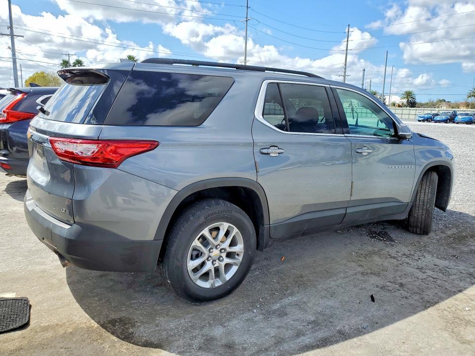 2021 Chevrolet Traverse lt
