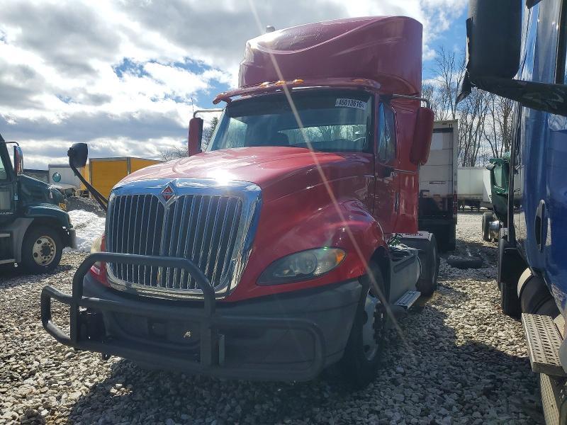 2016 International PROSTAR+122 6X4 Semi Truck
