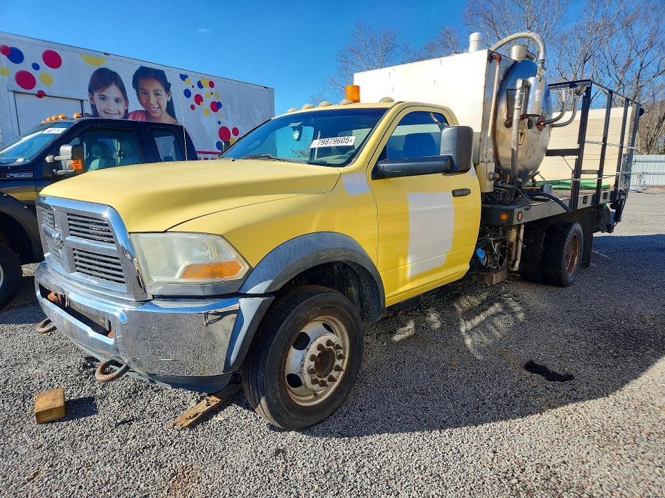 2011 Dodge RAM Chassis Cab Flatbed Truck