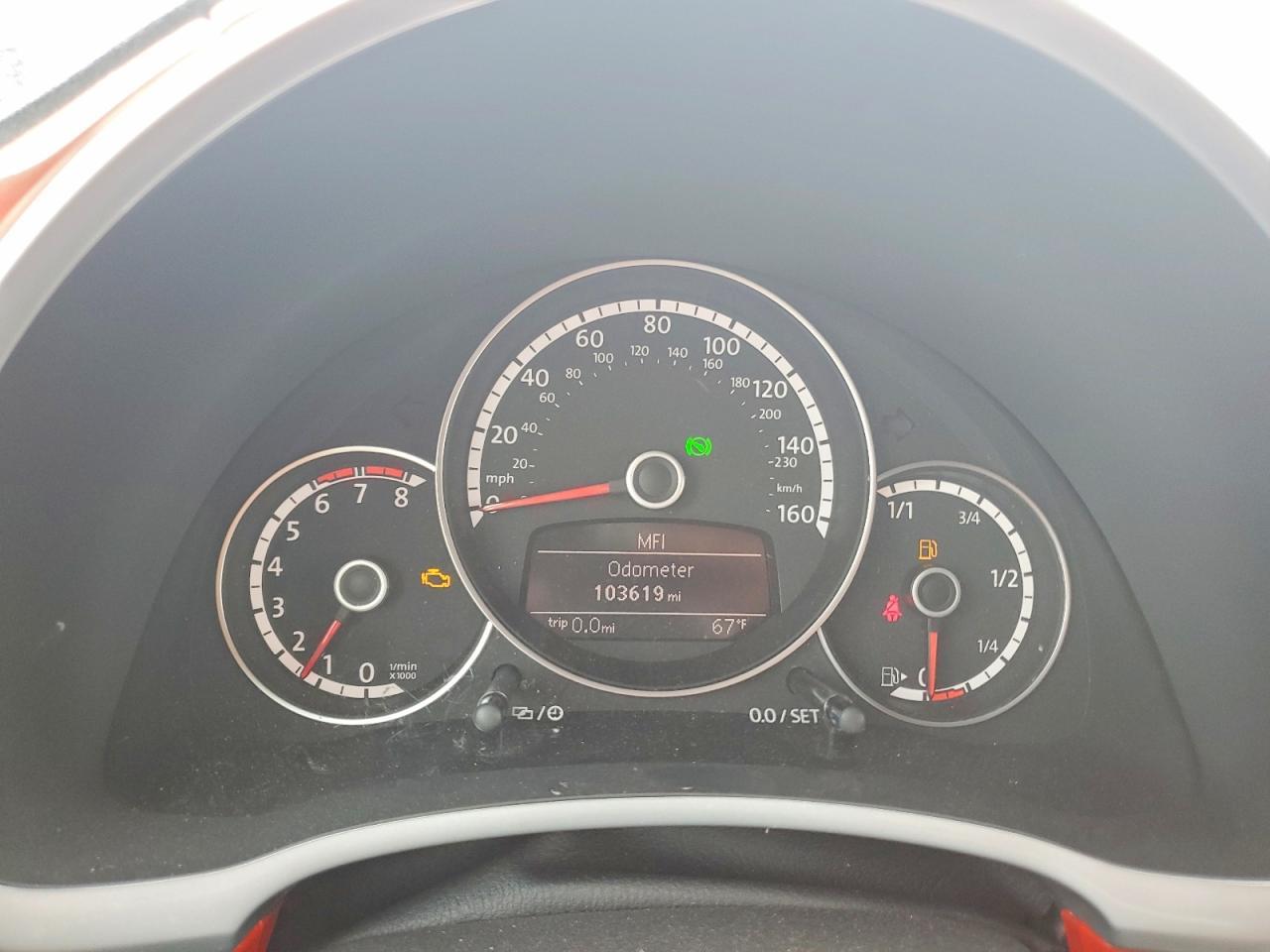 2016 Volkswagen Beetle s