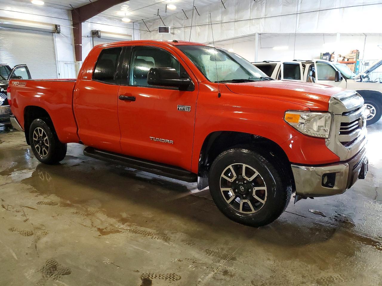 2017 Toyota Tundra SR5