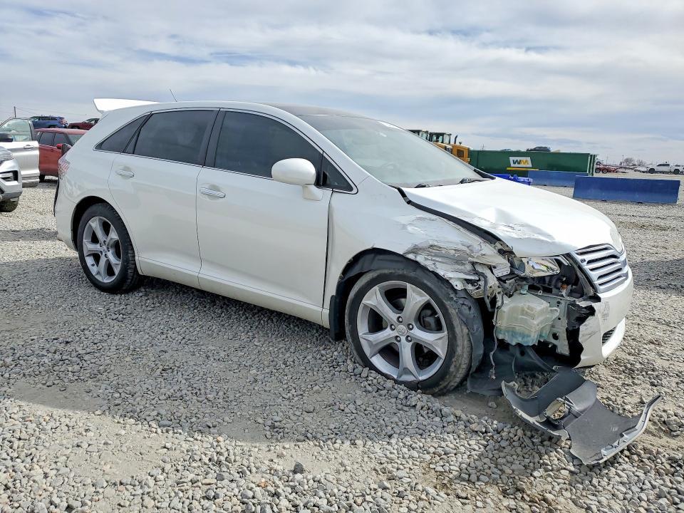 2010 Toyota Venza awd V6