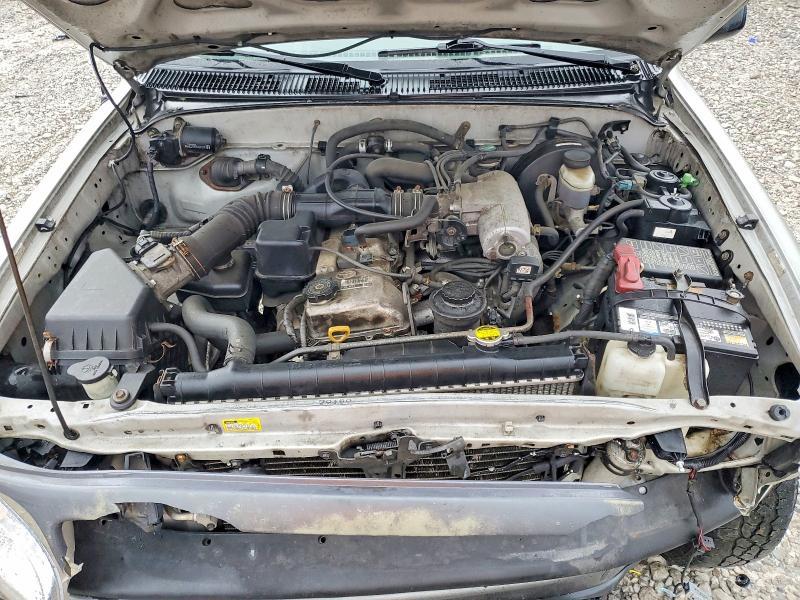 2001 Toyota Tacoma Base