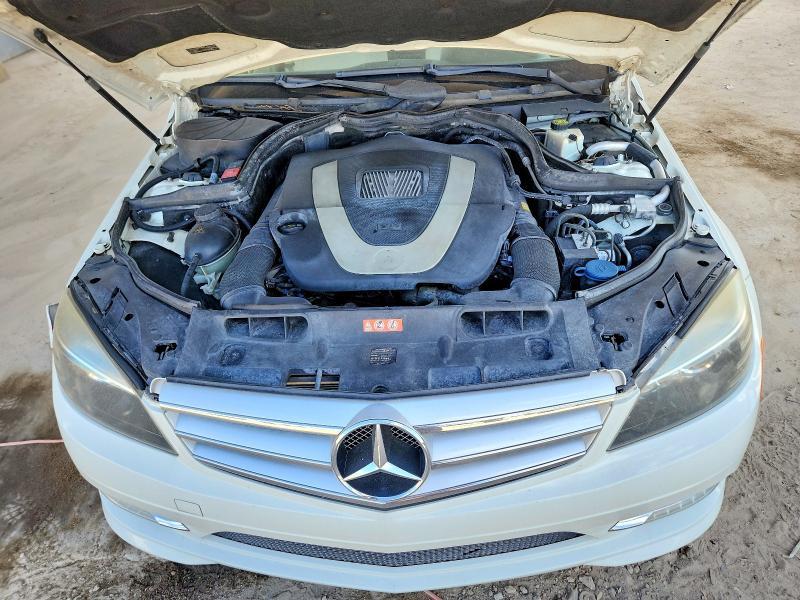 2011 Mercedes-Benz C300