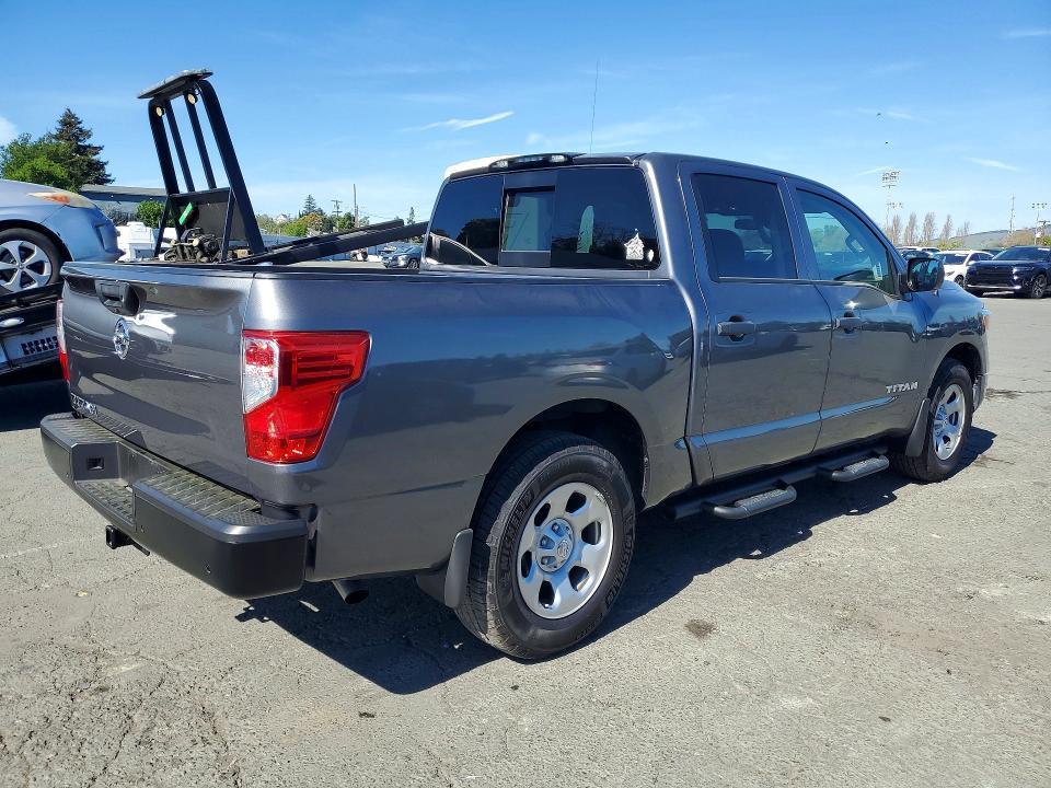 2021 Nissan Titan S