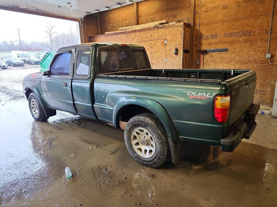 2001 Mazda B3000 cab Plus