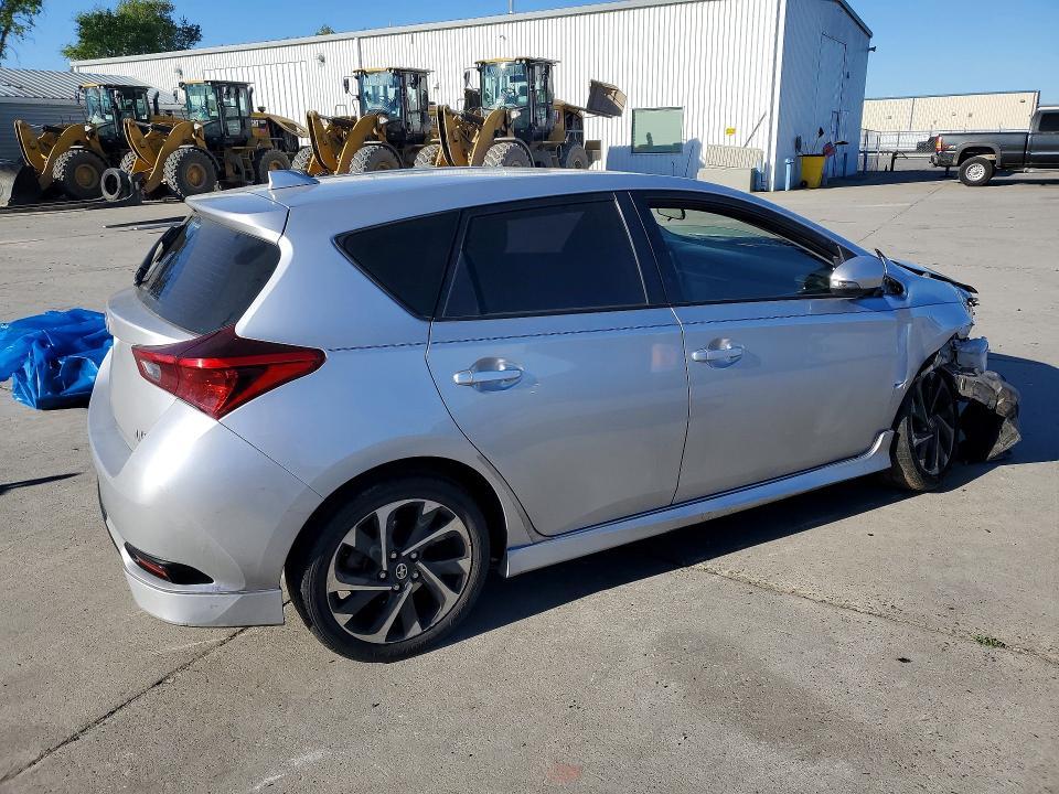 2016 Scion Im Base