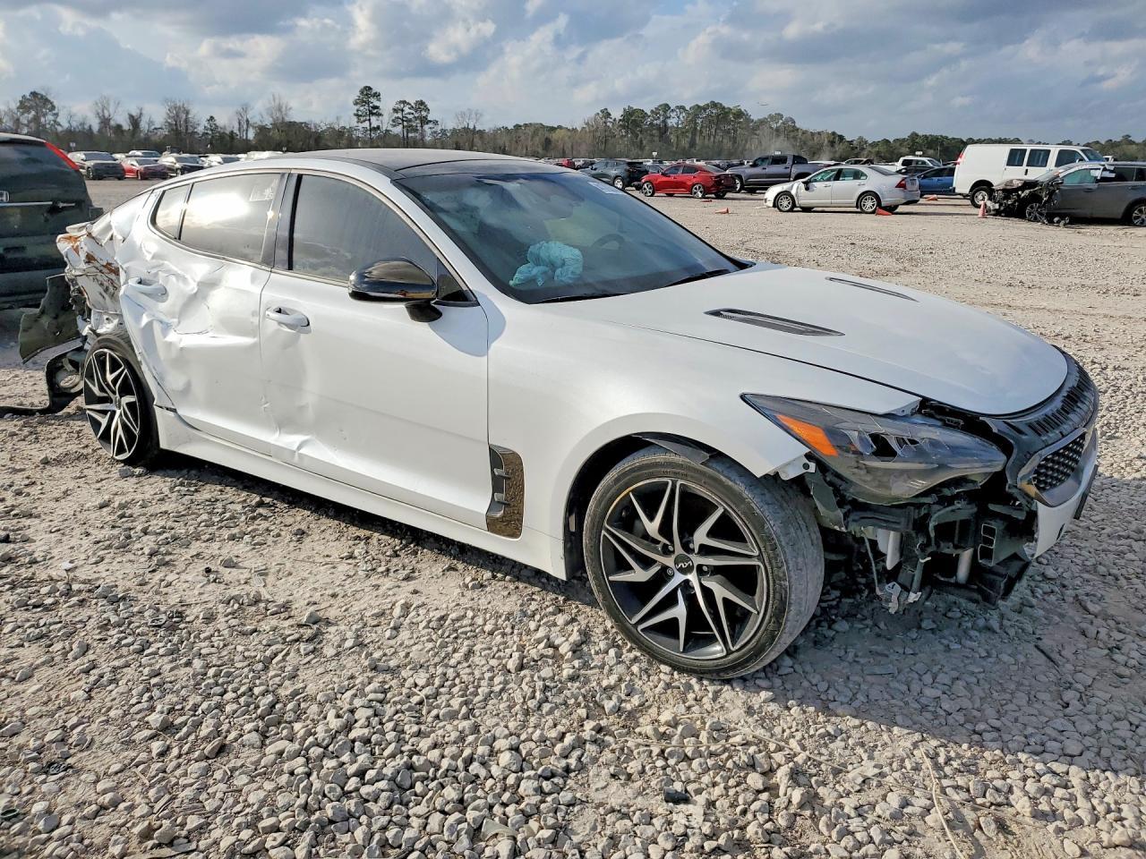2022 KIA Stinger Gt-line