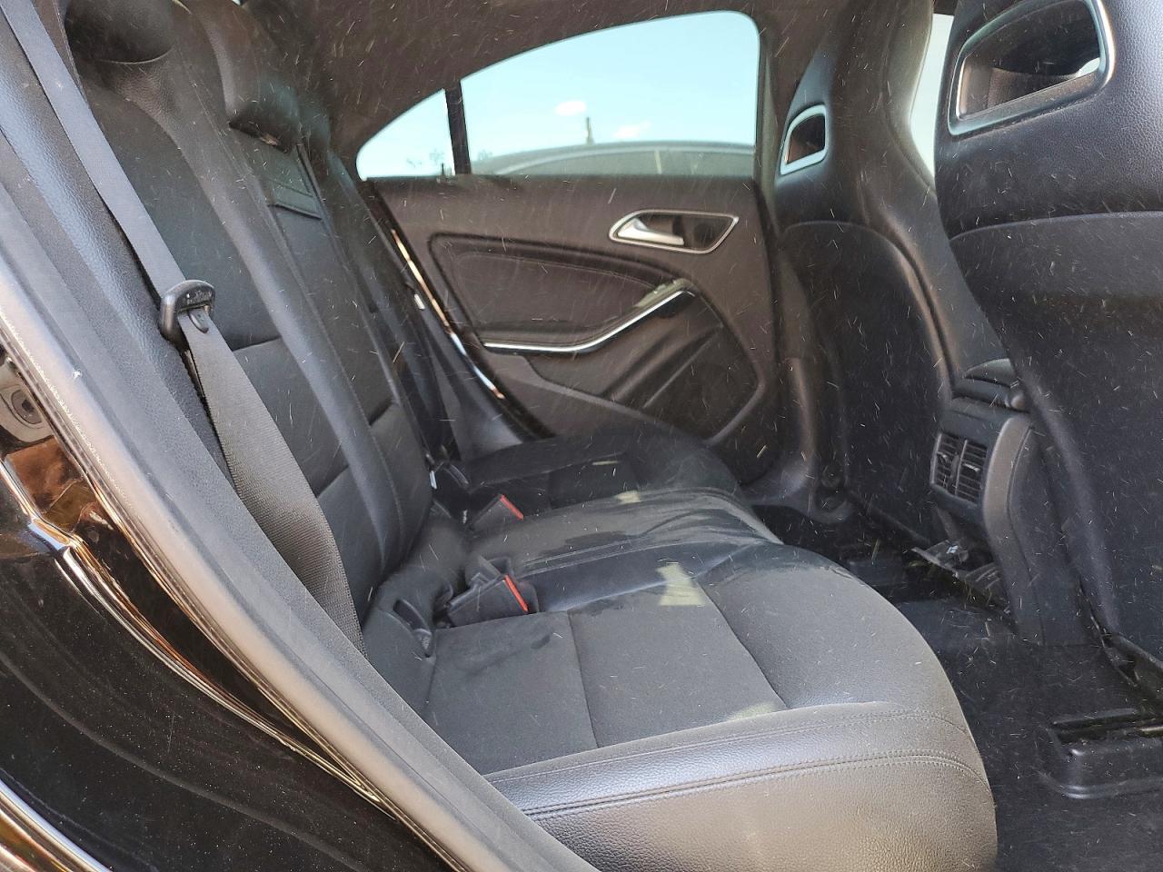 2015 Mercedes-Benz Cla 250