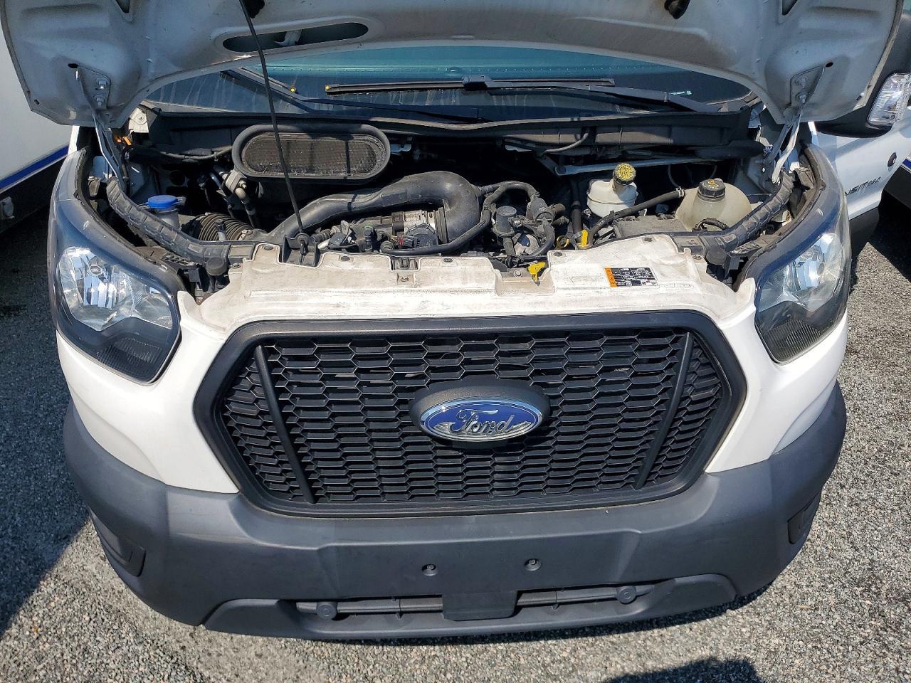 2020 Ford Transit Delivery Truck