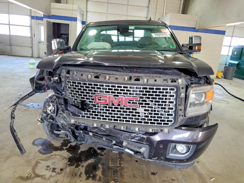 2015 GMC Sierra K2500 Denali
