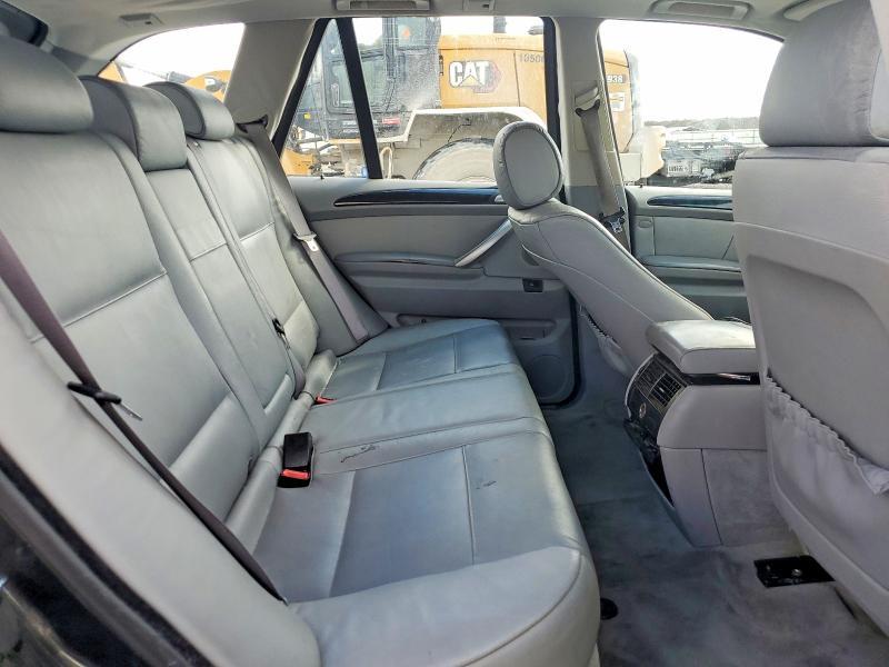 2002 BMW X5 3.0i