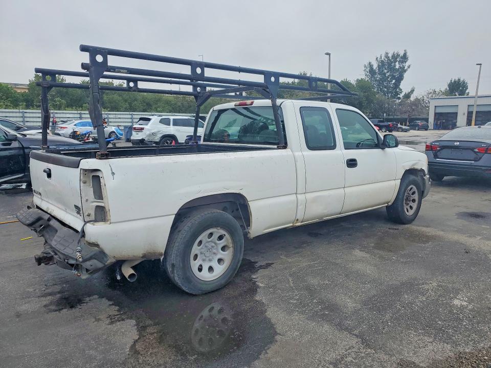 2005 GMC New Sierra C1500
