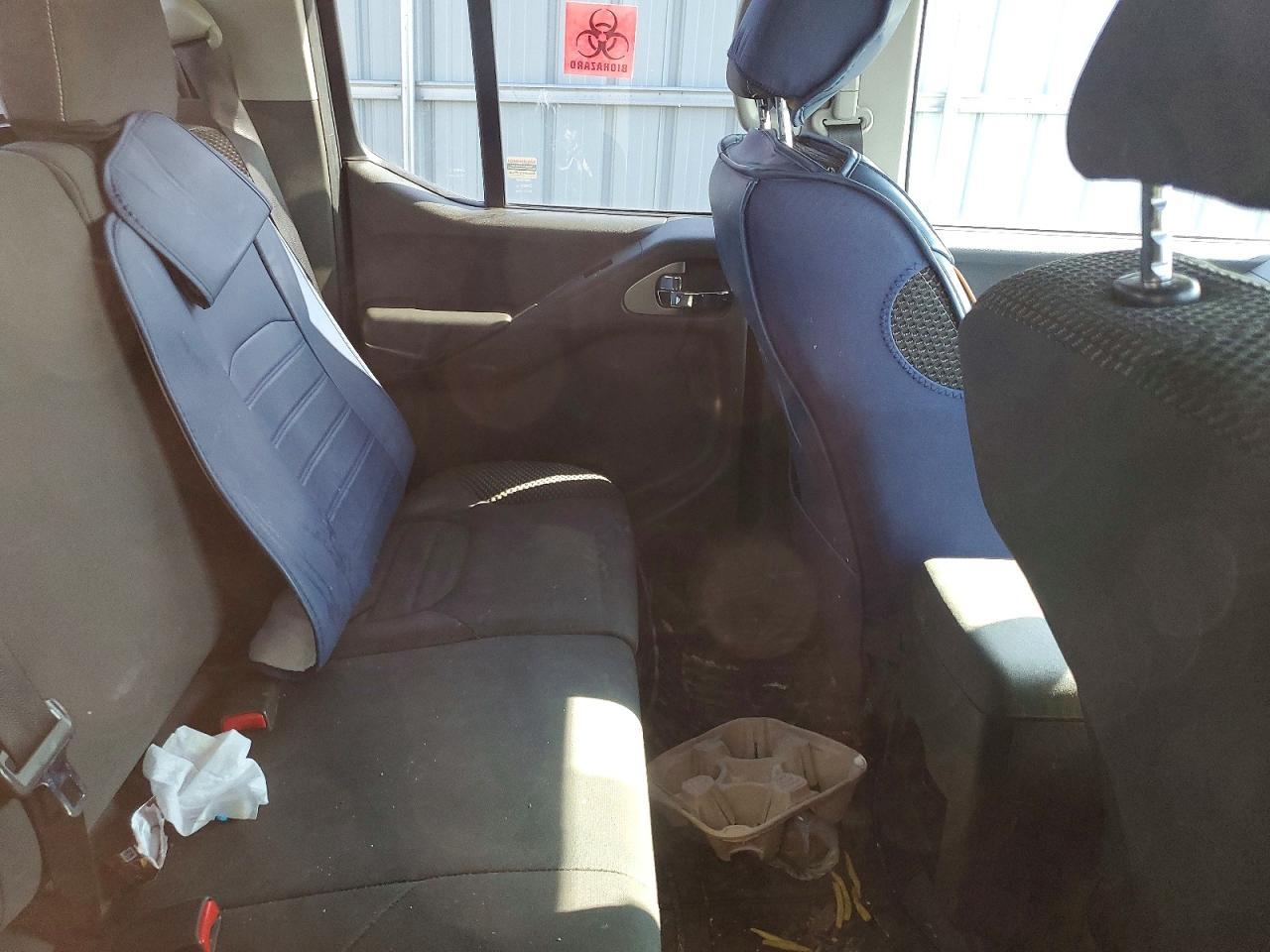 2017 Nissan Frontier S