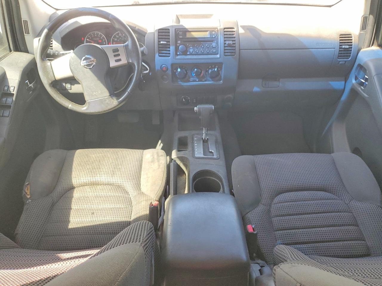 2006 Nissan Frontier SE