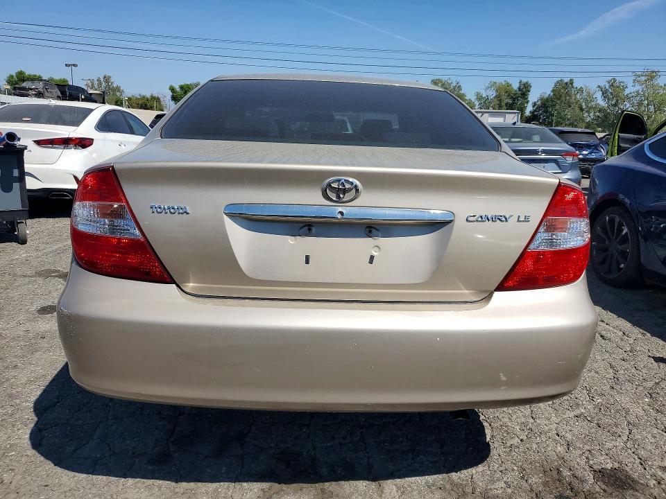 2002 Toyota Camry le