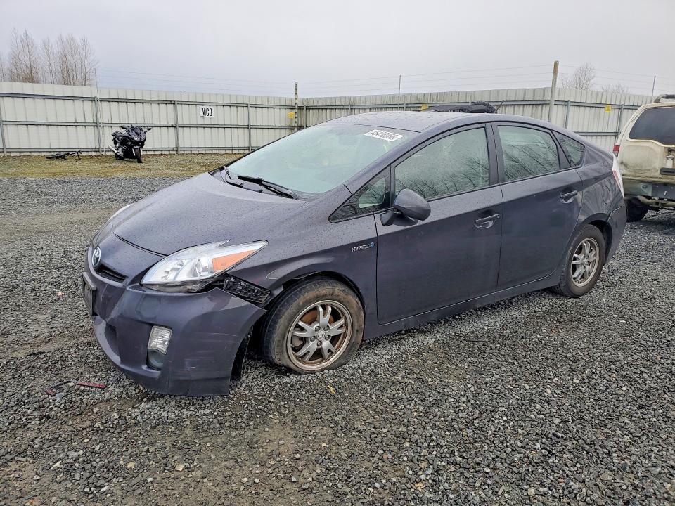 2010 Toyota Prius iii