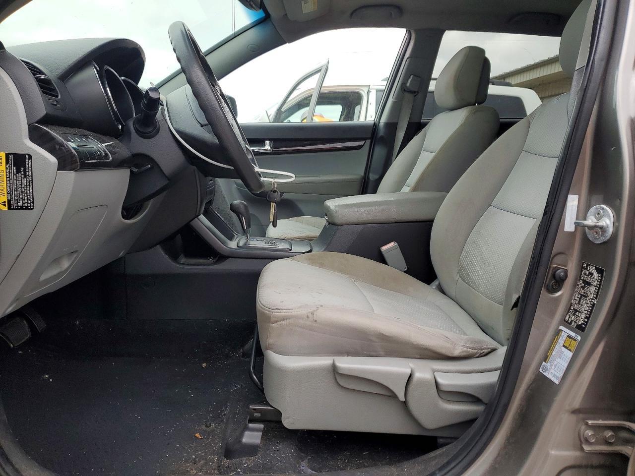 2012 KIA Sorento lx