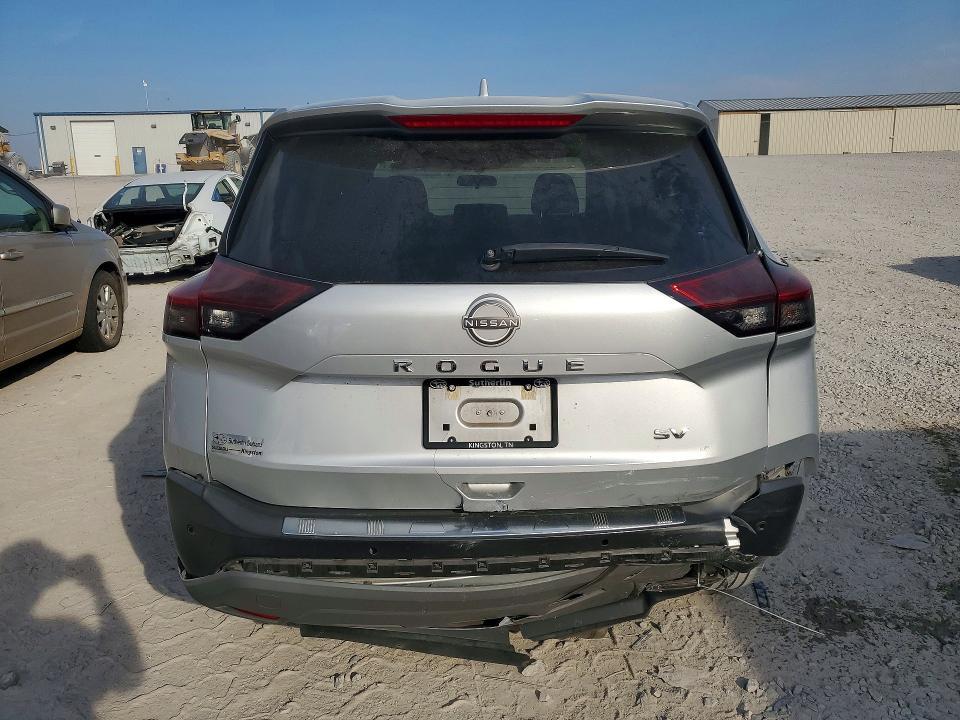 2022 Nissan Rogue sv