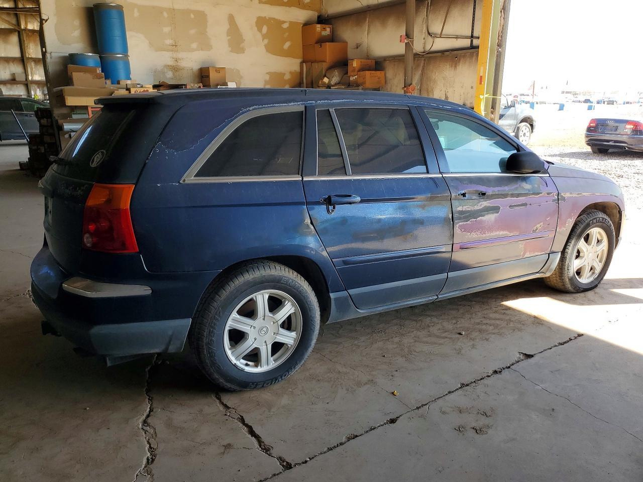 2005 Chrysler Pacifica Touring