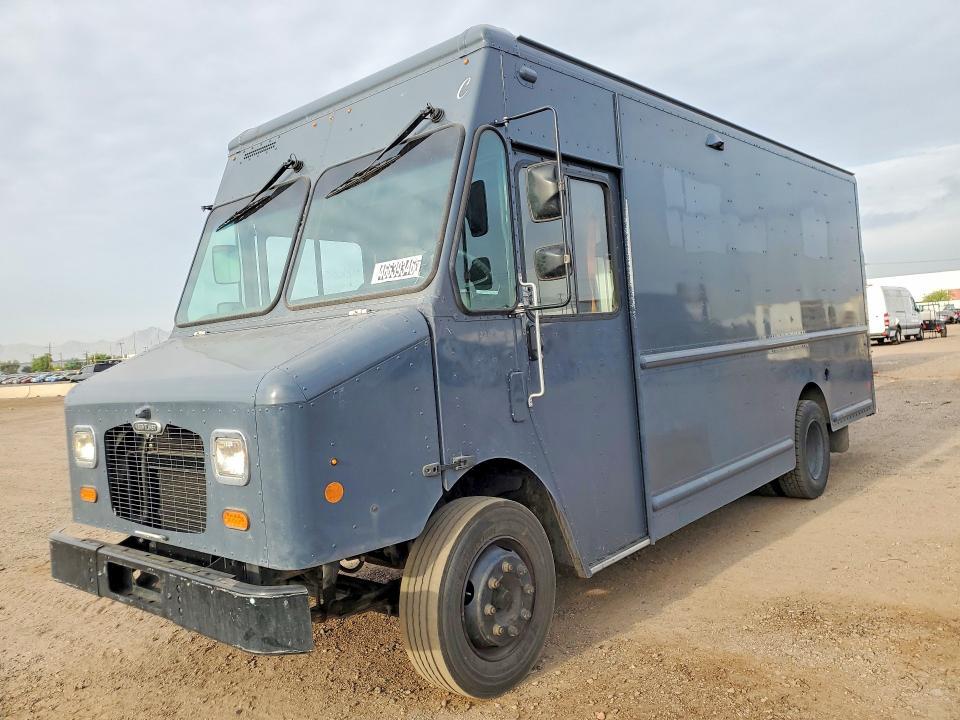 2020 Freightliner MT45G Chassis Delivery Truck