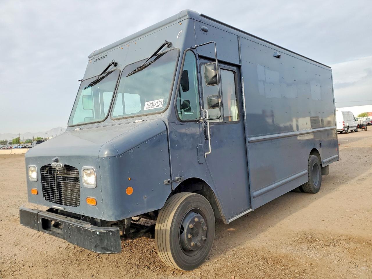 2020 Freightliner MT45G Chassis Delivery Truck