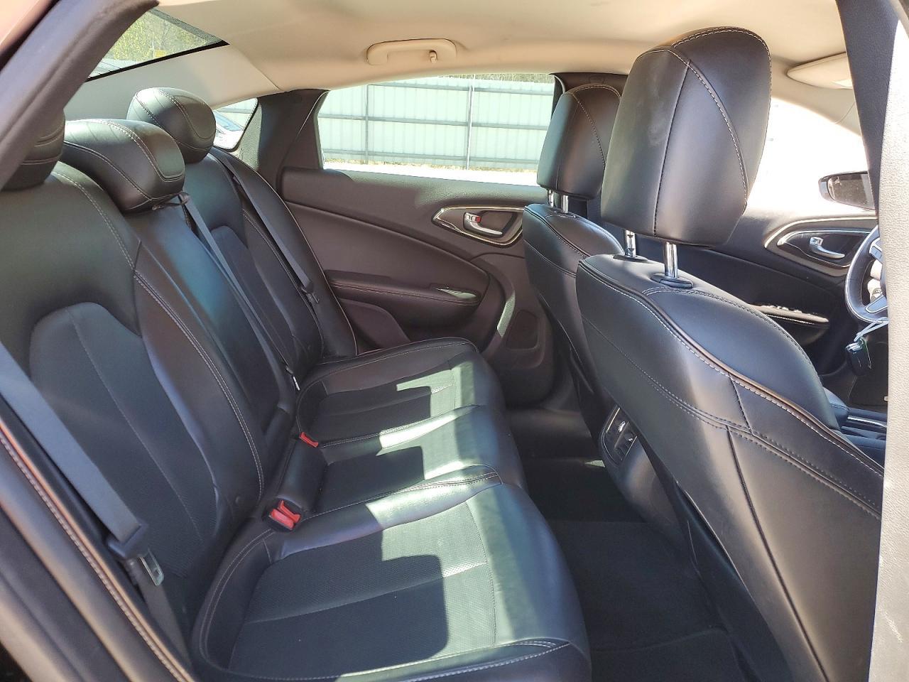 2015 Chrysler 200 c