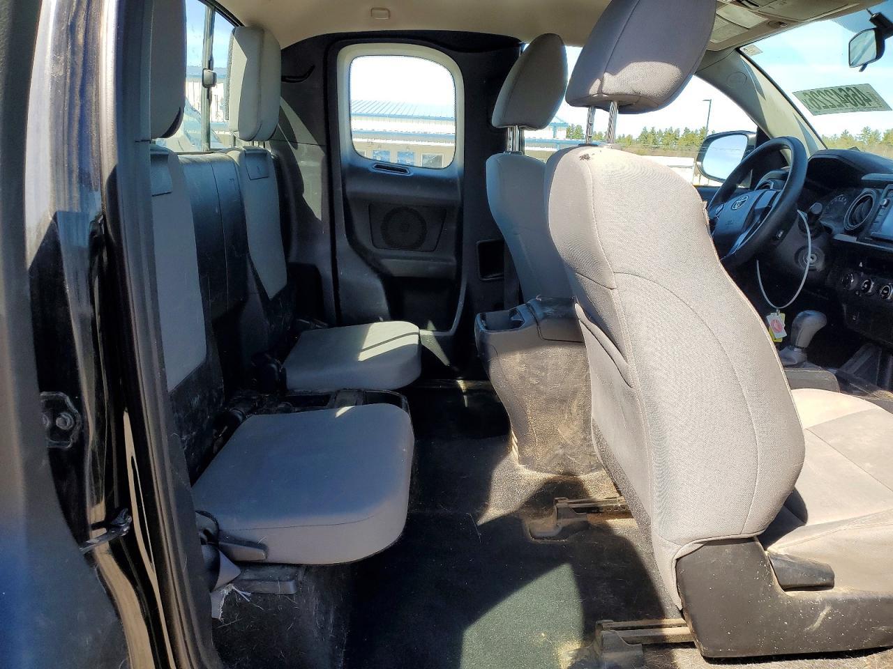 2017 Toyota Tacoma SR