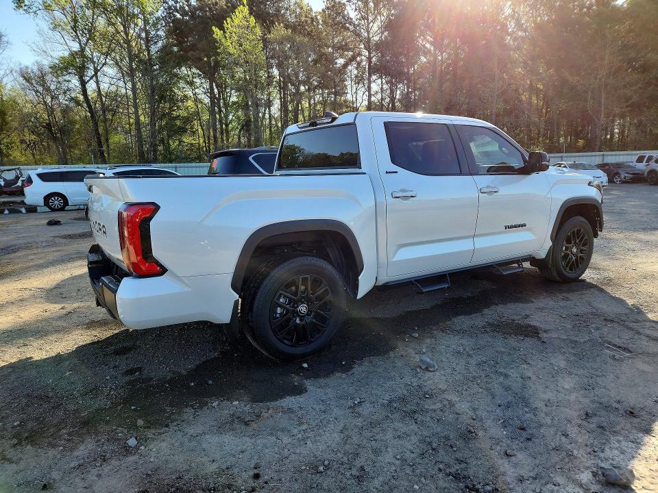 2025 Toyota Tundra Limited HV