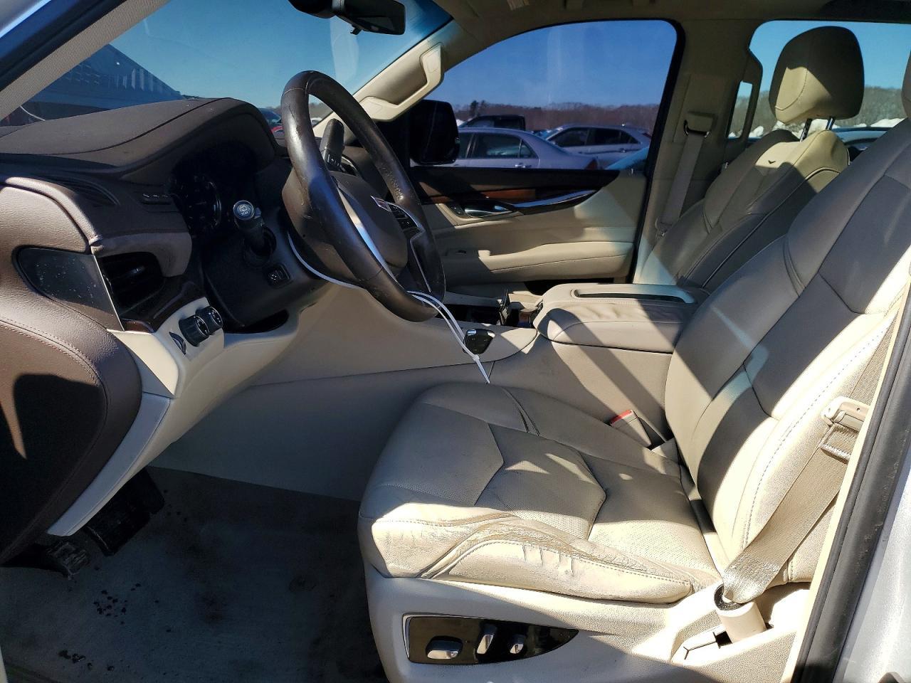 2017 Cadillac Escalade Luxury