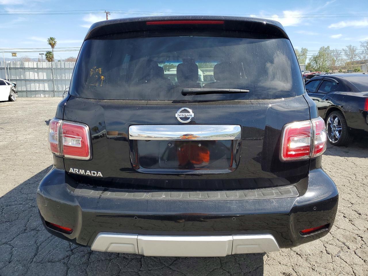 2017 Nissan Armada sv