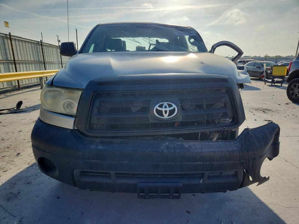 2013 Toyota Tundra Grade