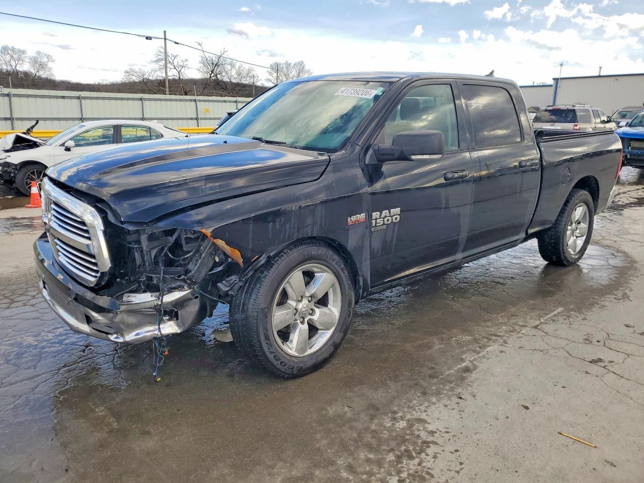 2019 Dodge RAM 1500 Classic SLT