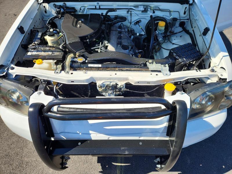 2002 Nissan Frontier Standard